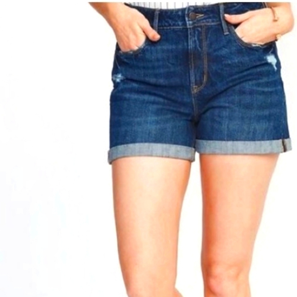 NWT, Old Navy, High Rise, Secret-Slim Pockets Cuffed/Rolled Denim Shorts, Size 4